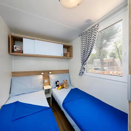 Albatross Mobile Homes On Camping Bella Italia Peschiera del Garda Exterior photo