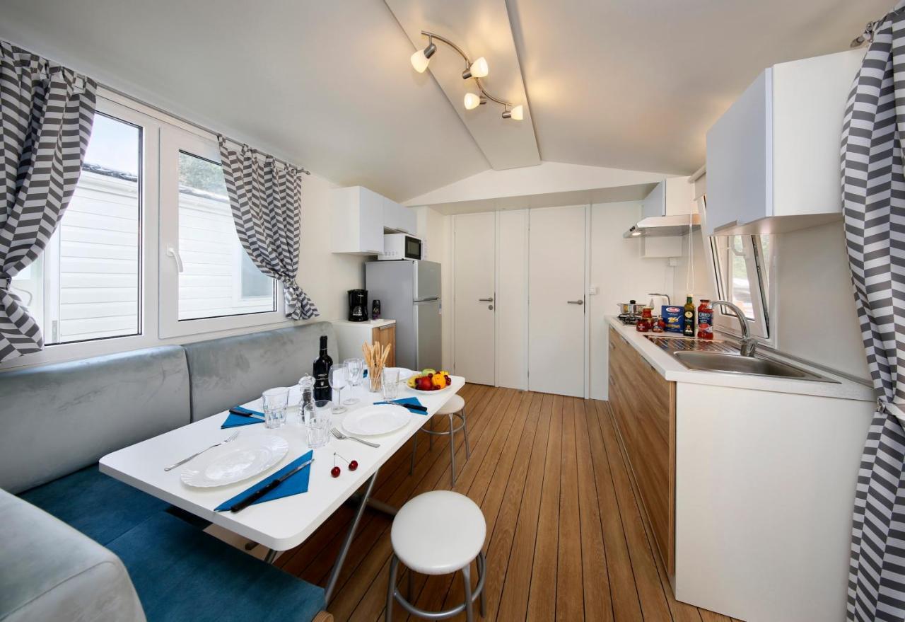 Albatross Mobile Homes On Bella Italia Campsite *